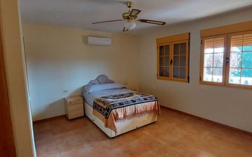 Property slide 20
