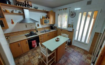 Property slide 18