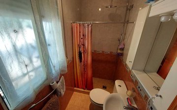 Property slide 23