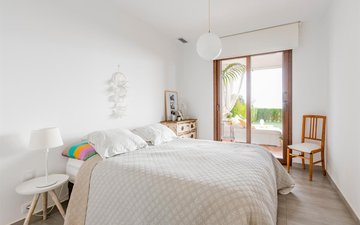 Property slide 20