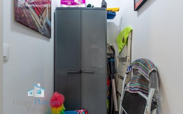 Property slide 14