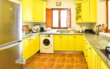 Property slide 16