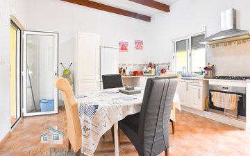 Property slide 23