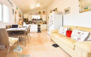 Property slide 41