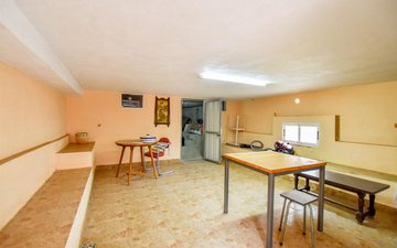 Property slide 35