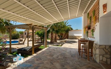 Property slide 25