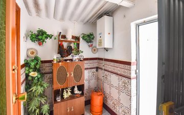 Property slide 14