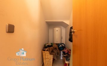 Property slide 16