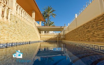Property slide 22