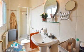 Property slide 17