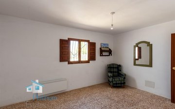 Property slide 24
