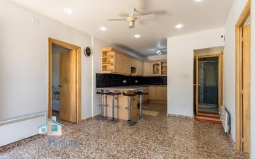 Property slide 42