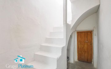 Property slide 18
