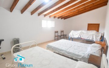 Property slide 20