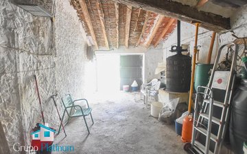 Property slide 24
