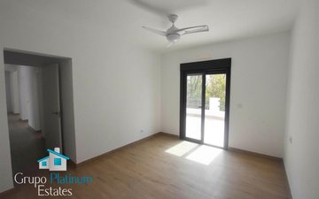 Property slide 14