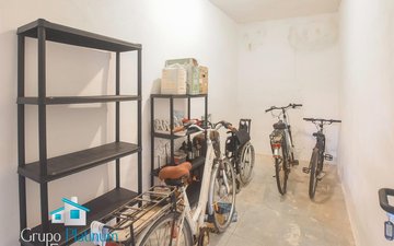 Property slide 20