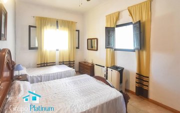 Property slide 21
