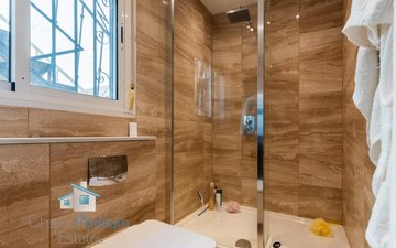 Property slide 16