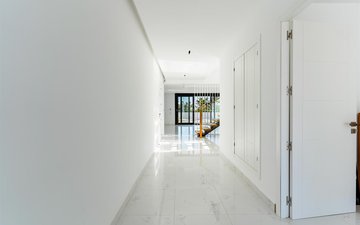 Property slide 21