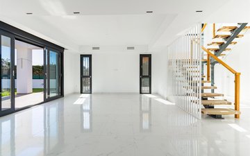 Property slide 32
