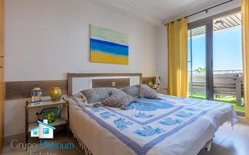 Property slide 20