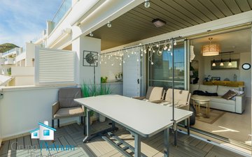 Property slide 10