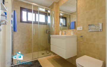 Property slide 21
