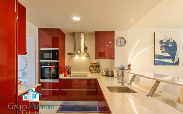 Property slide 10