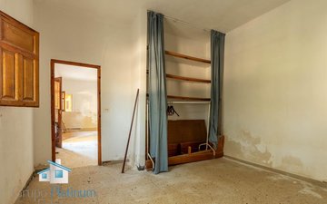 Property slide 6