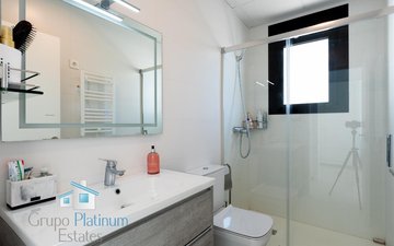 Property slide 14