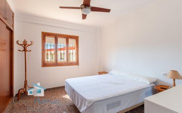 Property slide 23