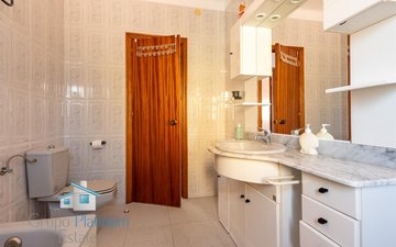 Property slide 25