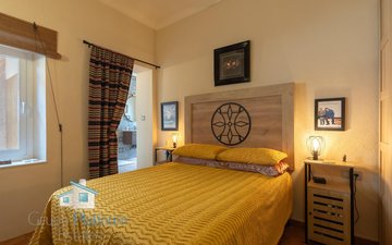 Property slide 14
