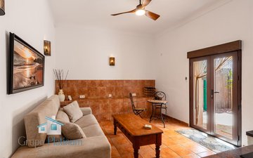 Property slide 22