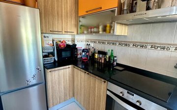 Property slide 14