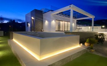 Property slide 8