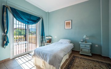 Property slide 30