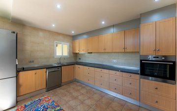 Property slide 9