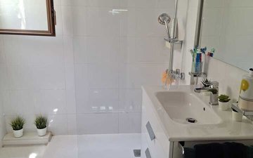 Property slide 25