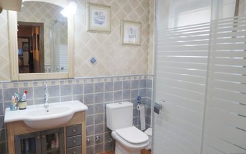 Property slide 16