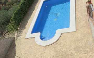Property slide 19