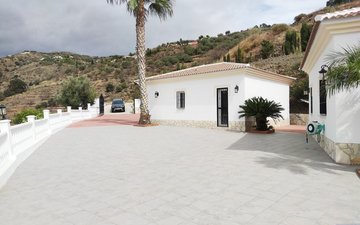 Property slide 19