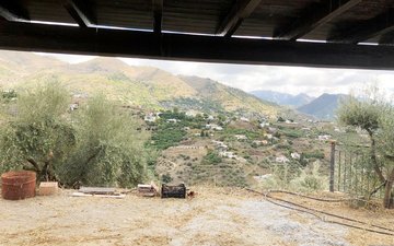 Property slide 18