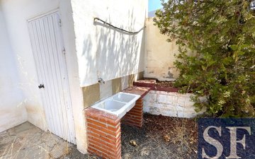 Property slide 14