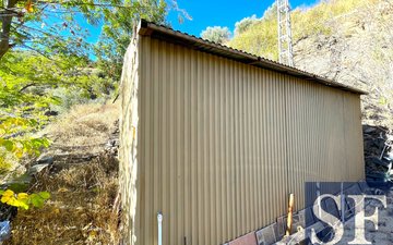 Property slide 14