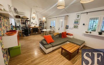 Property slide 8
