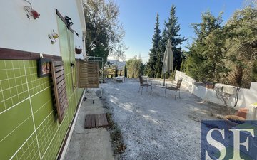 Property slide 18