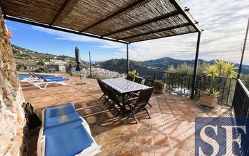 Property slide 17