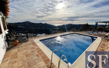 Property slide 19